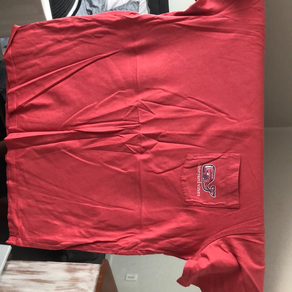 Vineyard vines shirt size m